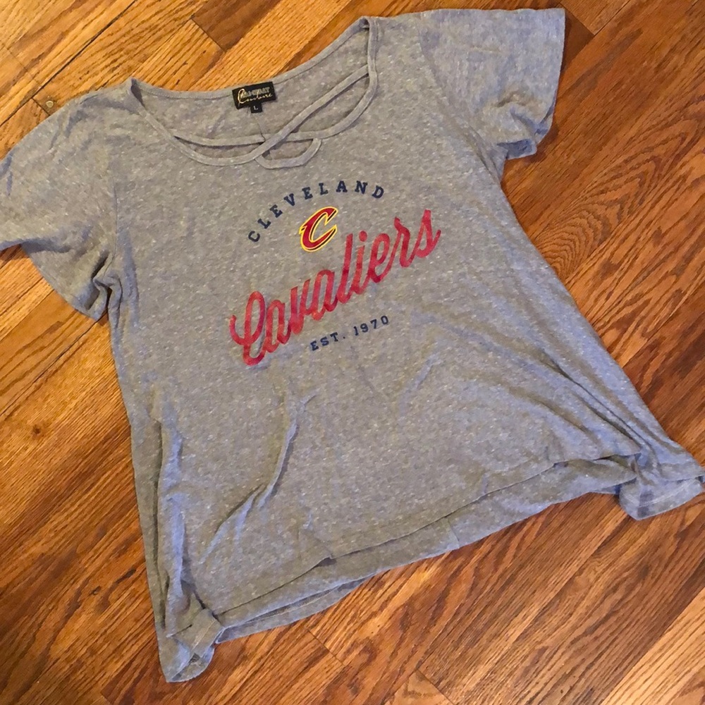 Cleveland CAVS shirt